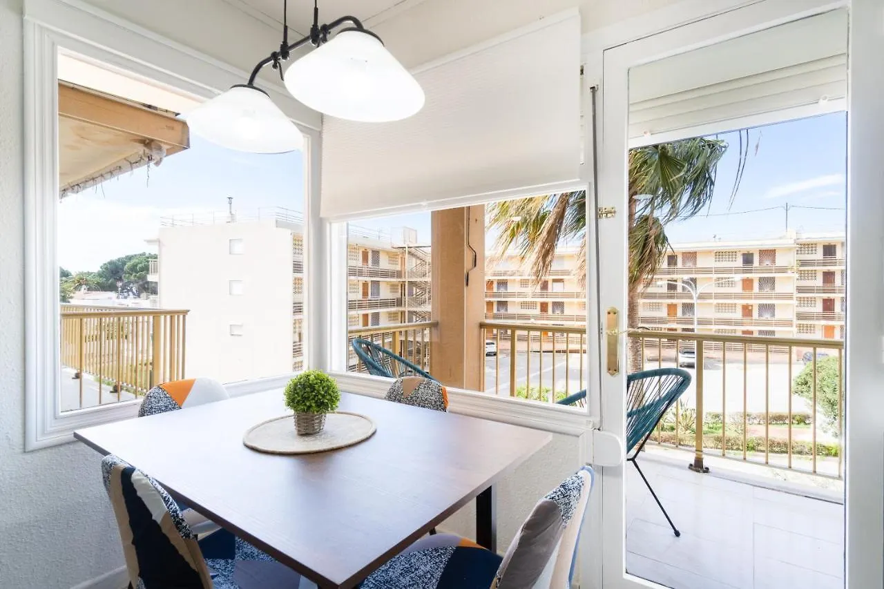 Coastal Paradise & Cozy Home With A 100M From The Beach! Cambrils