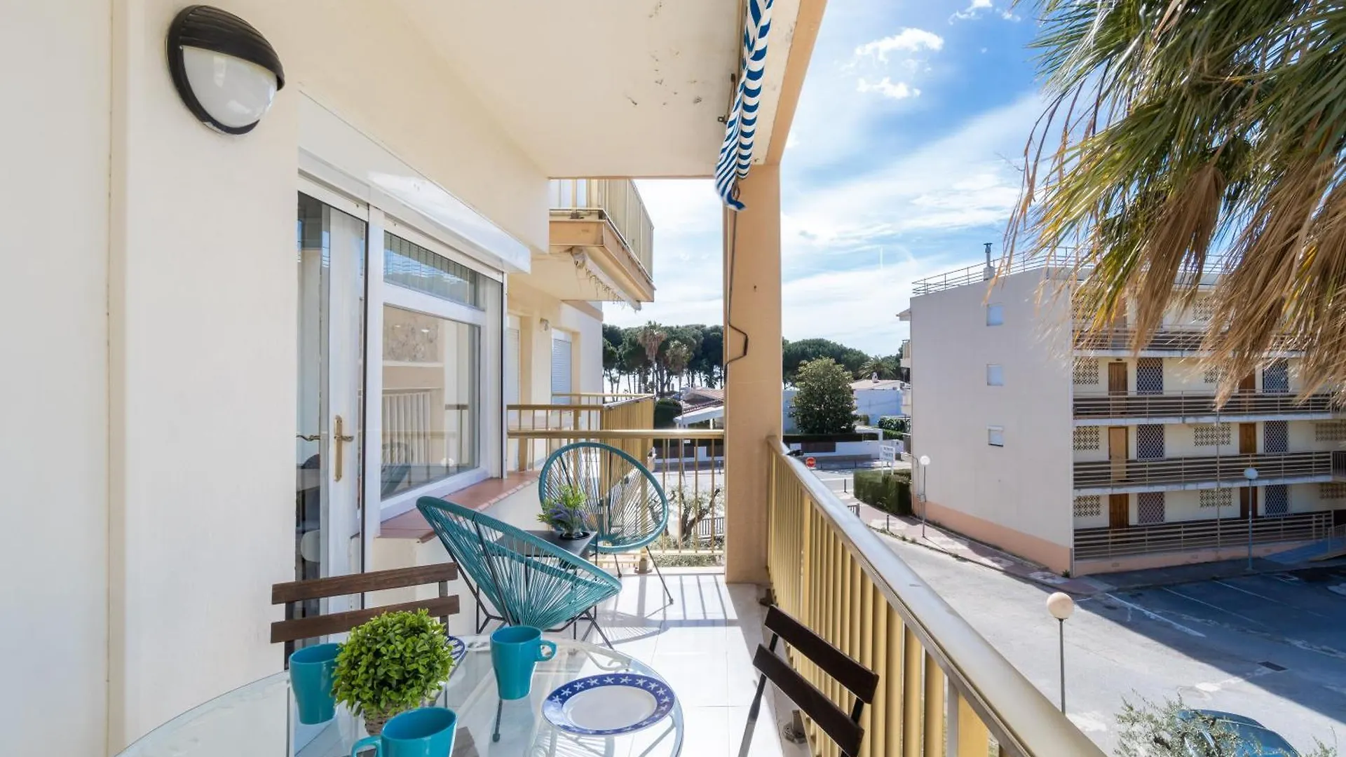 Coastal Paradise & Cozy Home With A 100M From The Beach! Cambrils Apartment